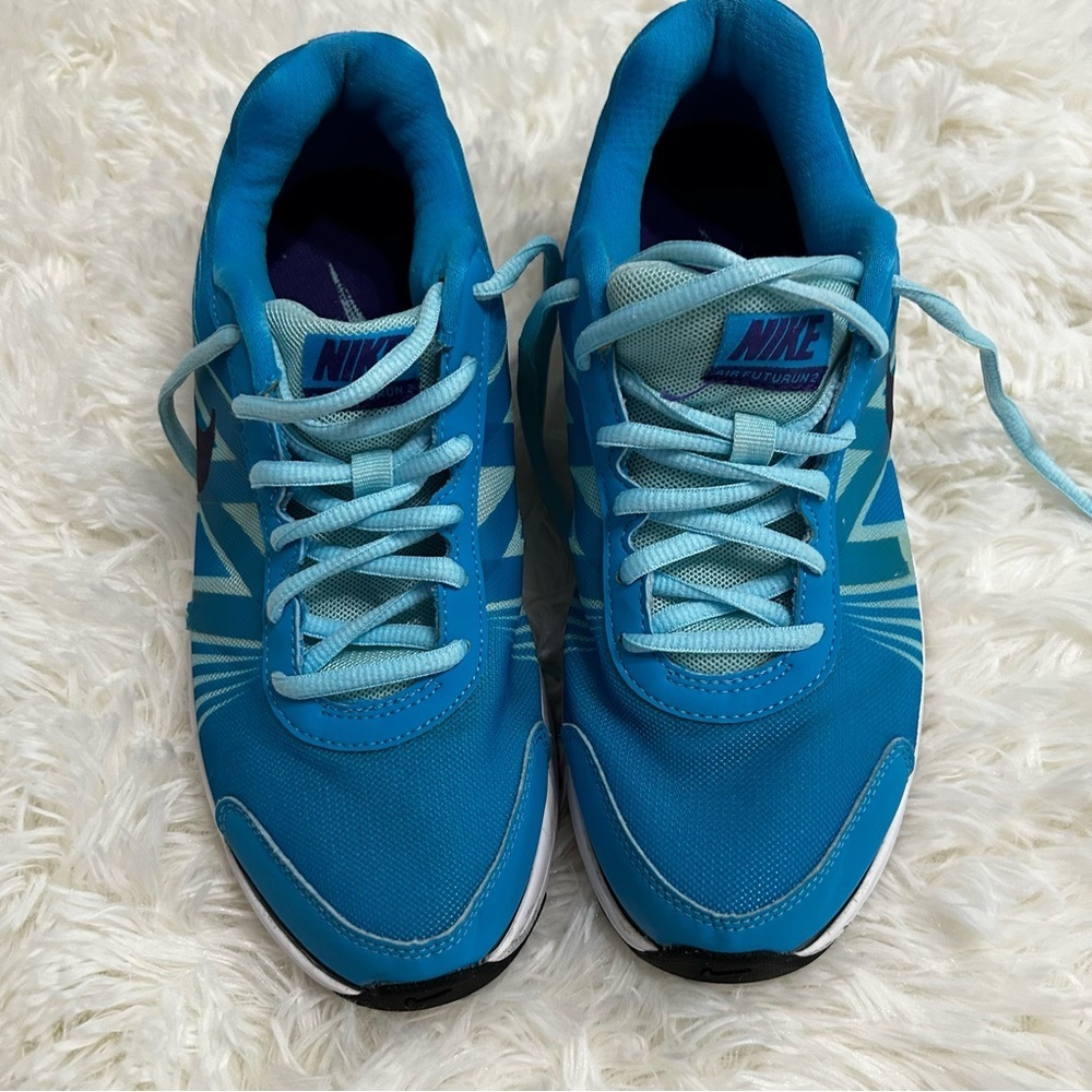 Nike Air Futuran Blue Sneakers with Cushioned Support 8.5